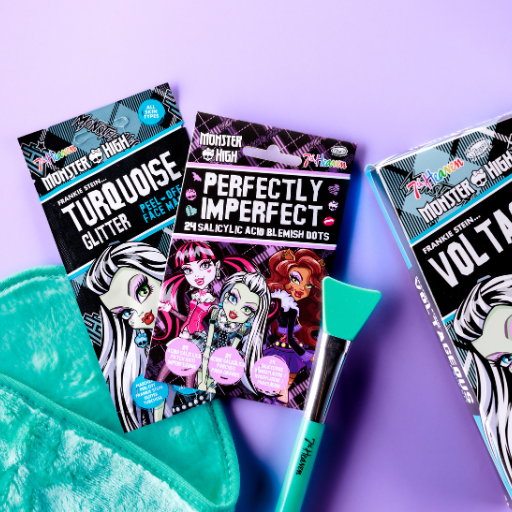7th Heaven Monster High Frankie Stein Gift Set - Electrifying Skincare Set